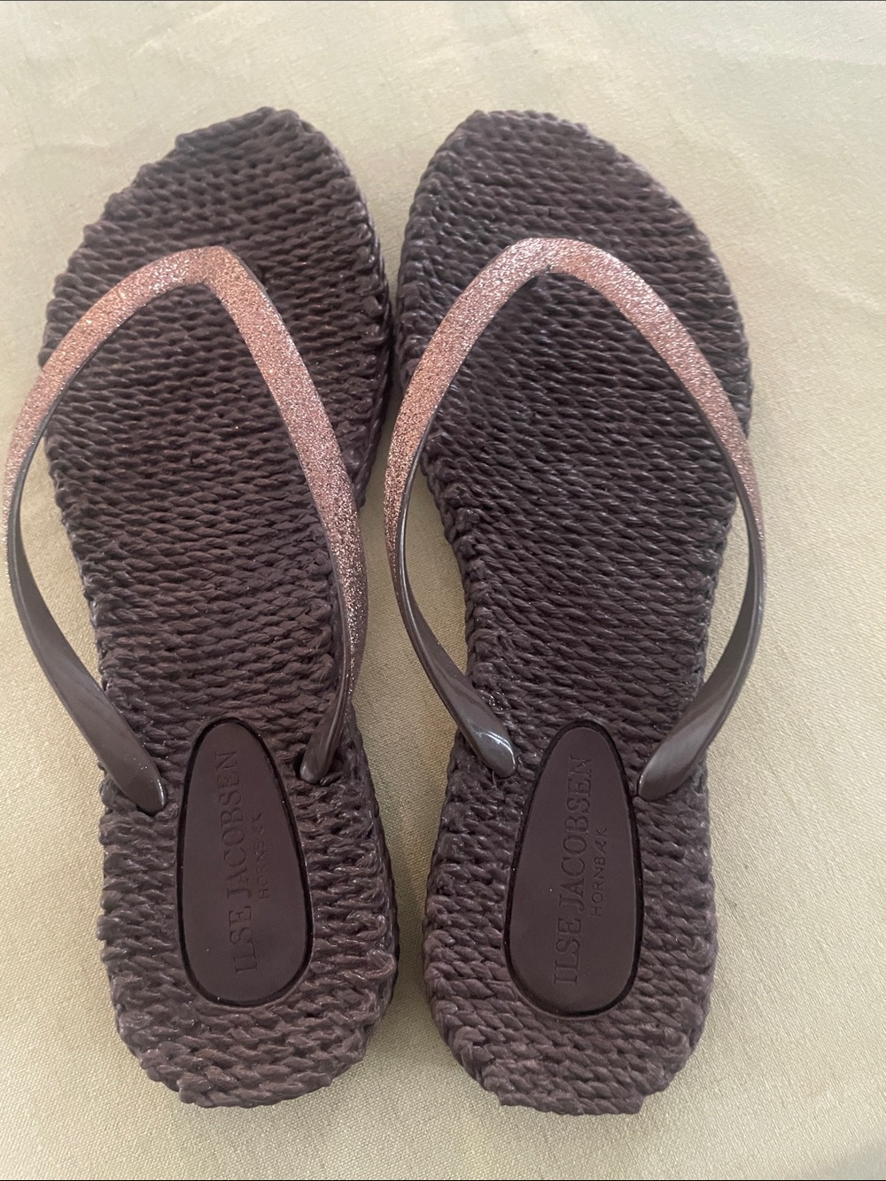Ilse Jacobsen Brown Woven Flip Flops with Rose Gold Straps